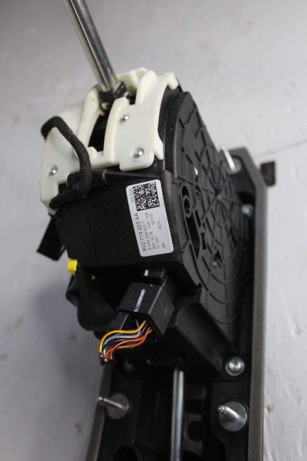 Audi 8V A3 S3 RS3 Gear Selector Shifter Mechanism 8V2713023AA