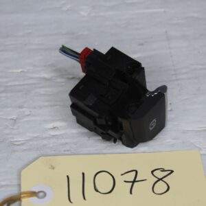 Audi 8V A3 S3 RS3 Parking Brake Switch 8V2927225C - Image 3