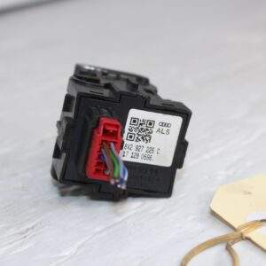 Audi 8V A3 S3 RS3 Parking Brake Switch 8V2927225C - Image 4