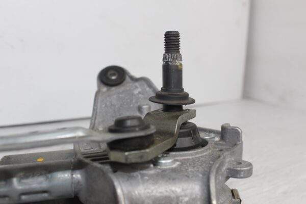 Audi F3 Q3 RSQ3 Sportsback Window Wiper Motor Linkage 83C955023A