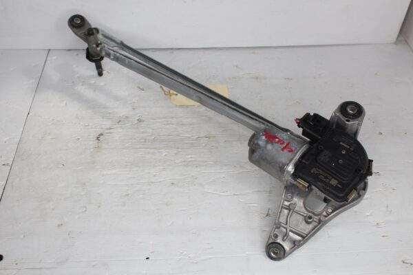Audi F3 Q3 RSQ3 Sportsback Window Wiper Motor Linkage 83C955023A