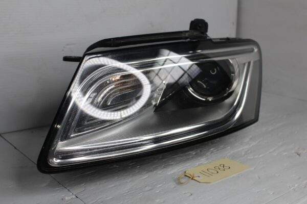 Audi 8R Q5 SQ5 Headlamp Xenon Non Adaptive 8R0941043D, 8R0941005D