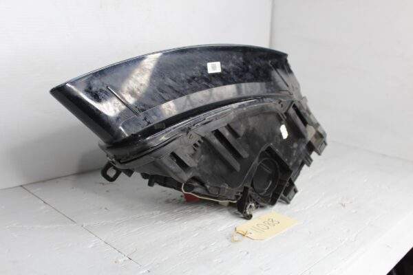 Audi 8R Q5 SQ5 Headlamp Xenon Non Adaptive 8R0941043D, 8R0941005D