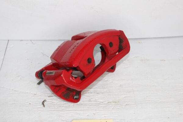 Audi 8V S3 Front Right Brake Caliper missing Badge 8V0615124A
