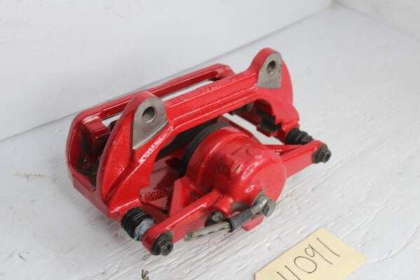 Audi 8V S3 Front Right Brake Caliper missing Badge 8V0615124A