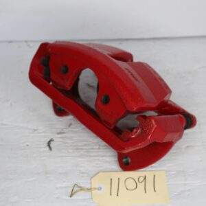 Audi 8V S3 Front Right Brake Caliper missing Badge 8V0615124A - Image 15