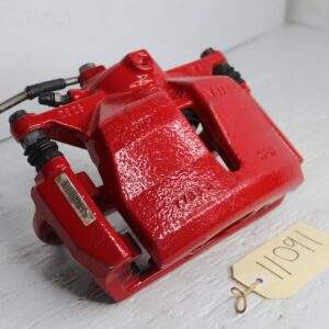 Audi 8V S3 Front Right Brake Caliper missing Badge 8V0615124A - Image 13