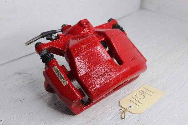 Audi 8V S3 Front Right Brake Caliper missing Badge 8V0615124A