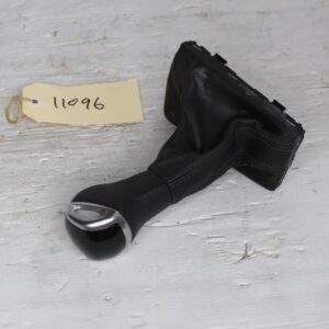 Audi F3 Q3 RSQ3 Gear Selector Grip with Boot 83C713139F - Image 2