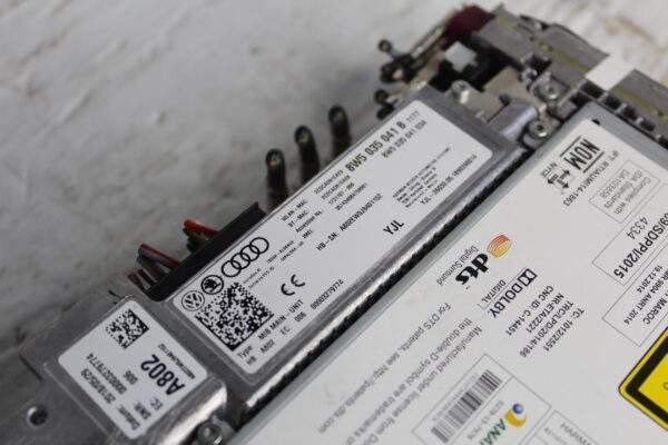 Audi Q5 A4 A5 Multimedia MIB High Radio Control Unit 8W5035041B