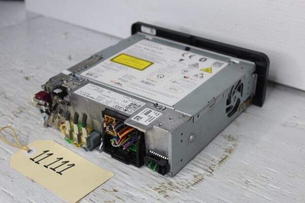 Audi Q5 A4 A5 Multimedia MIB High Radio Control Unit 8W5035041B