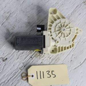 Volkswagen Audi Window Regulator Motor 5Q4959802B - Image 3