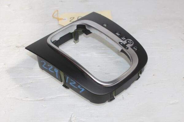 Volkswagen Mk6 Golf R Scirocco R DSG Gear Selector Surround 5K2713203E