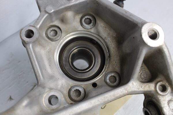 Volkswagen Golf Mk7 R Rear Right Knuckle Hub Carrier 1K0505436AD