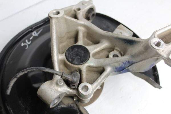 Volkswagen Mk3 Scirocco R Rear Right Knuckle Hub Carrier 3C0505434L, 3C0505434K