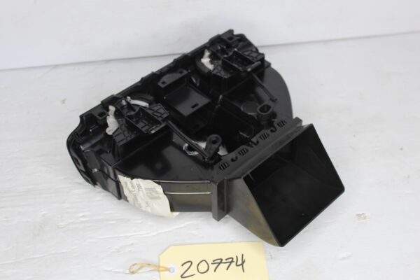 Volkswagen Mk3 Scirocco R Centre Dash Air Vent 1Q0819735C