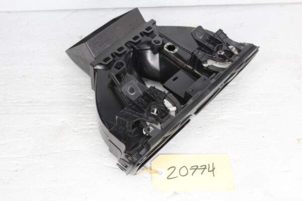 Volkswagen Mk3 Scirocco R Centre Dash Air Vent 1Q0819735C