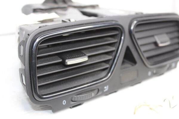 Volkswagen Mk3 Scirocco R Centre Dash Air Vent 1Q0819735C