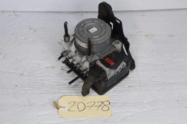 Volkswagen Golf Mk7 GTI Abs Unit Pump Controller 5Q0614517T, 5Q0907379AA