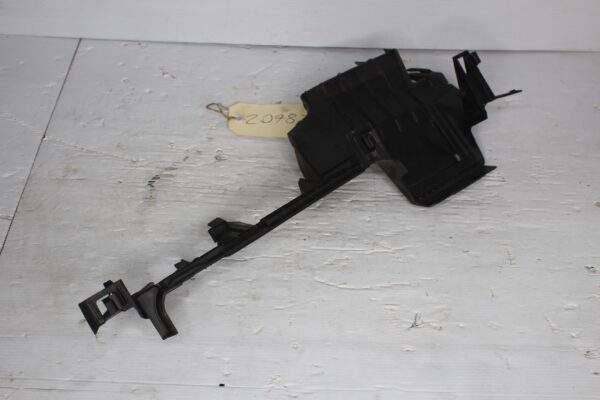 Volkswagen Mk7 Golf R Left Radiator Air Guide 5G0121284J