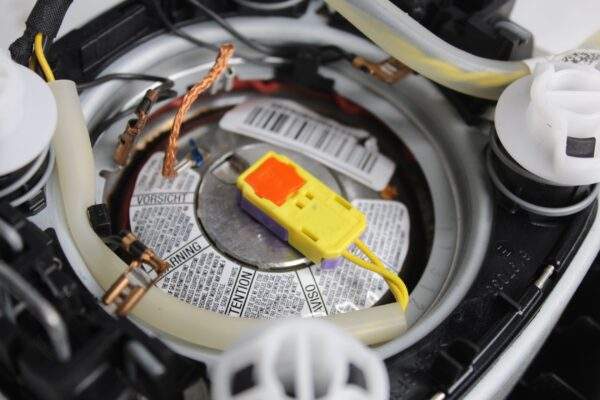 Volkswagen Golf Mk6 R Steering Wheel Drivers Airbag 5K0880201AE, 5K0880201N