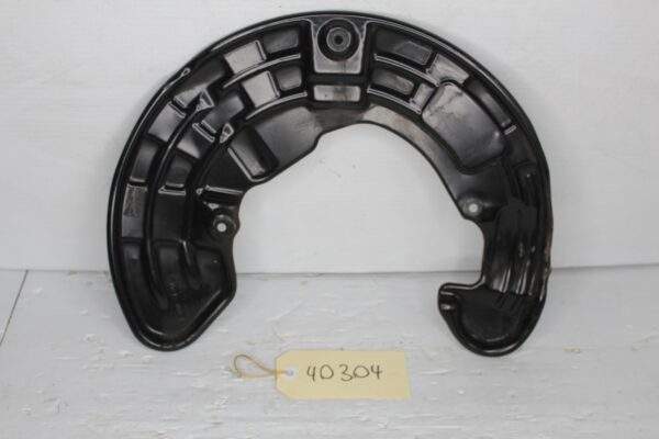 Mercedes Benz W176 W117 A45 CLA45 Front Right Brake Dust Shield A1764210620
