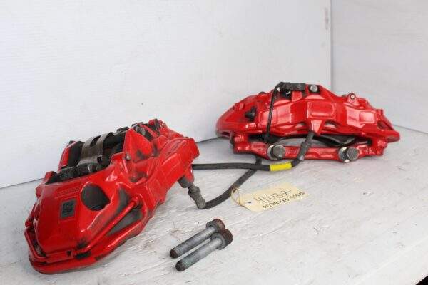 Mercedes Benz W204 C63 AMG Front Brake Calipers Set Pair