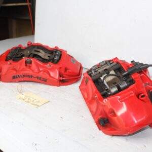 Mercedes Benz W204 C63 AMG Front Brake Calipers Set Pair - Image 9