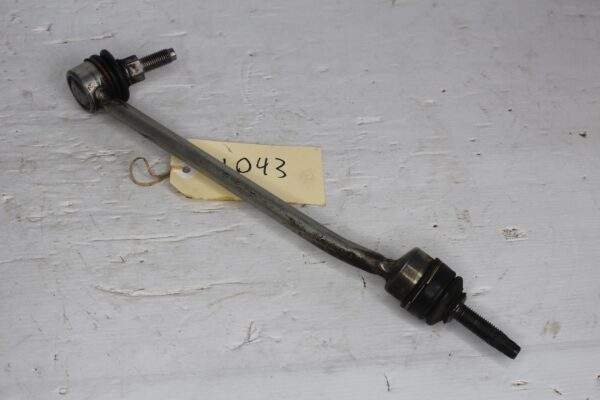 Mercedes Benz W205 C43 Front Right Sway Torsion Bar Link A2053231017