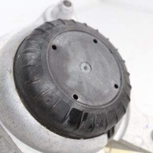 Mercedes Benz W205 C300 Right Drivers Side Engine Mount A2052407700 - Image 5