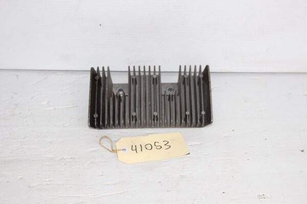 Mercedes Benz C63 E63 CLS63 Rear Differential Cover Cap Heat Sink A1713510108