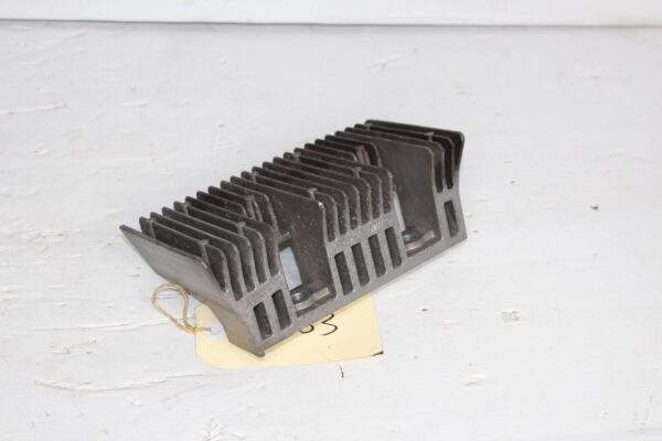 Mercedes Benz C63 E63 CLS63 Rear Differential Cover Cap Heat Sink A1713510108