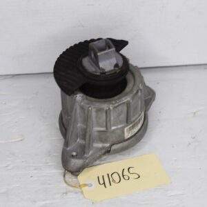 Mercedes Benz W212 W218 E63 CLS63 AMG Left Engine Mount A2182400717 - Image 2