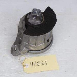 Mercedes Benz W212 W218 E63 CLS63 AMG Right Engine Mount A2182400817 - Image 10
