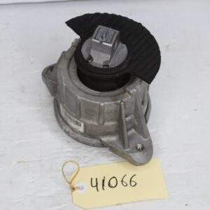 Mercedes Benz W212 W218 E63 CLS63 AMG Right Engine Mount A2182400817 - Image 9
