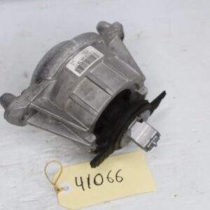 Mercedes Benz W212 W218 E63 CLS63 AMG Right Engine Mount A2182400817 - Image 6