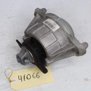 Mercedes Benz W212 W218 E63 CLS63 AMG Right Engine Mount A2182400817 - Image 5