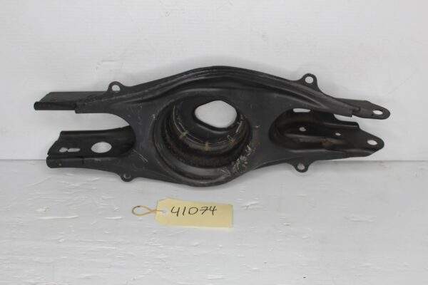 Mercedes Benz W212 E63 AMG Rear Lower Control Arm Spring Link A2123500406