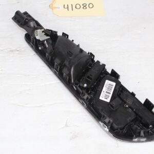 Mercedes Benz W176 A45 Front Right Door Handle Seat Control Unit - Image 9