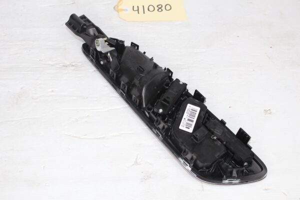 Mercedes Benz W176 A45 Front Right Door Handle Seat Control Unit