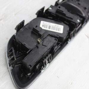Mercedes Benz W176 A45 Front Right Door Handle Seat Control Unit - Image 6