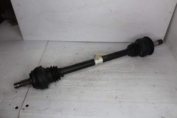 Mercedes Benz W205 C300 Rear Driveshaft Axle A2053507001, A2053501809