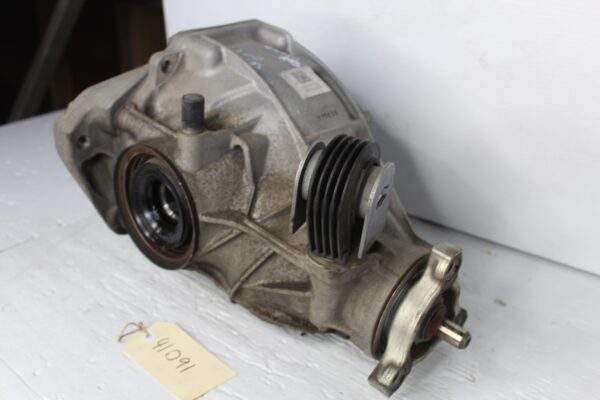 Mercedes Benz W205 C300 Rear Differential 3.266 Ratio A2053506336, A2053507704