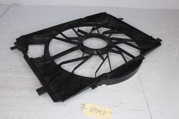 Mercedes Benz A45 CLA45 GLA45 C63 E63 Fan Shroud ONLY A2129061002