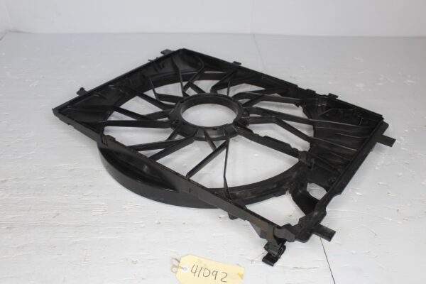 Mercedes Benz A45 CLA45 GLA45 C63 E63 Fan Shroud ONLY A2129061002