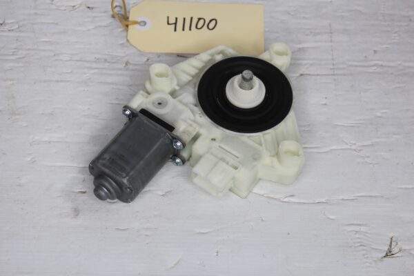 Mercedes Benz W205 W213 C E Class Front Left Door Window Motor A2139069901