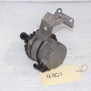 Mercedes Benz W212 W218 E63 CLS63 AMG Auxiliary Water Coolant Pump A0005000486 - Image 9