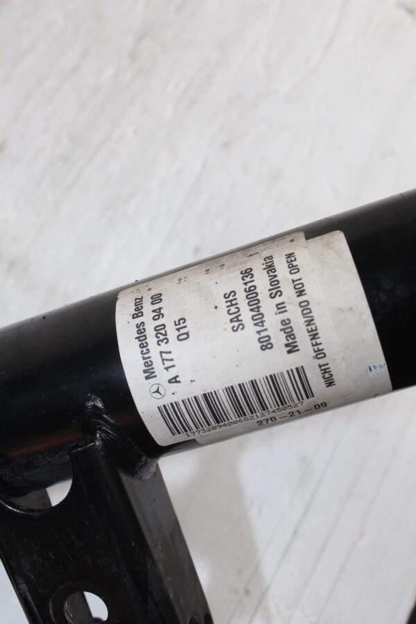 Mercedes Benz W177 A250 Front Right Shock Absorber Strut A1773231200 A1773209400