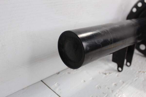 Mercedes Benz W177 A250 Front Right Shock Absorber Strut A1773231200 A1773209400