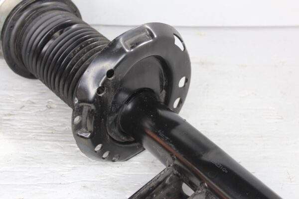 Mercedes Benz W177 A250 Front Left Shock Absorber Strut A1773231100, A1773209300